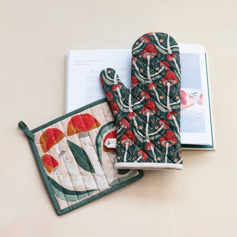 QuiltedCottonMitt&PotHolderw/MushroomsPattern