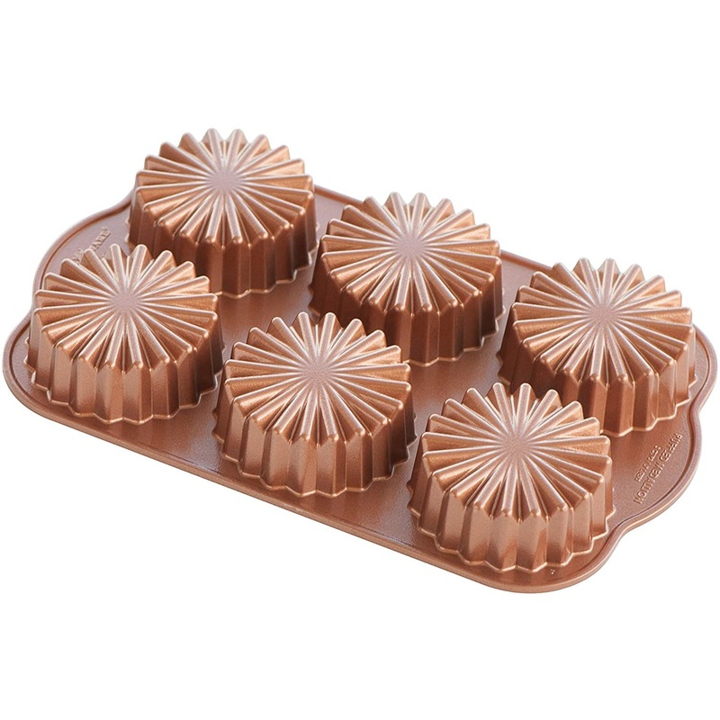 Nordicware Ruffled Medallion Pan