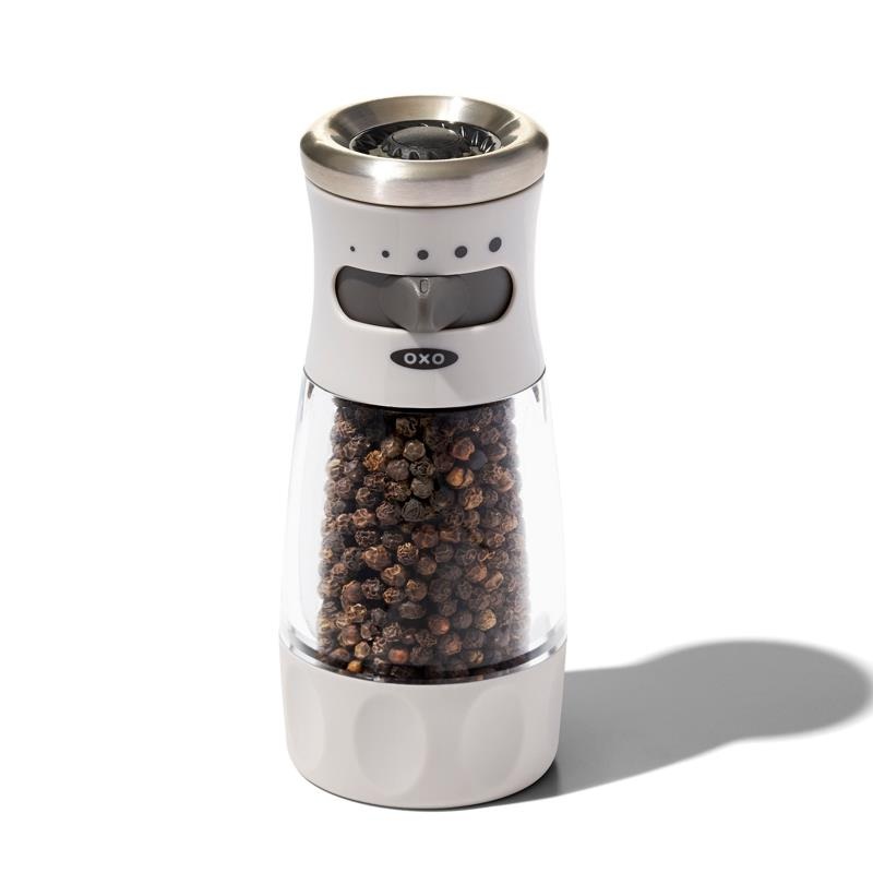 Mess-Free Pepper Grinder
