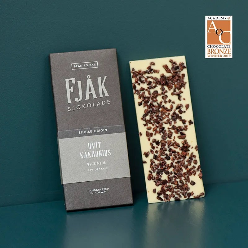Fjak White and Nibs
