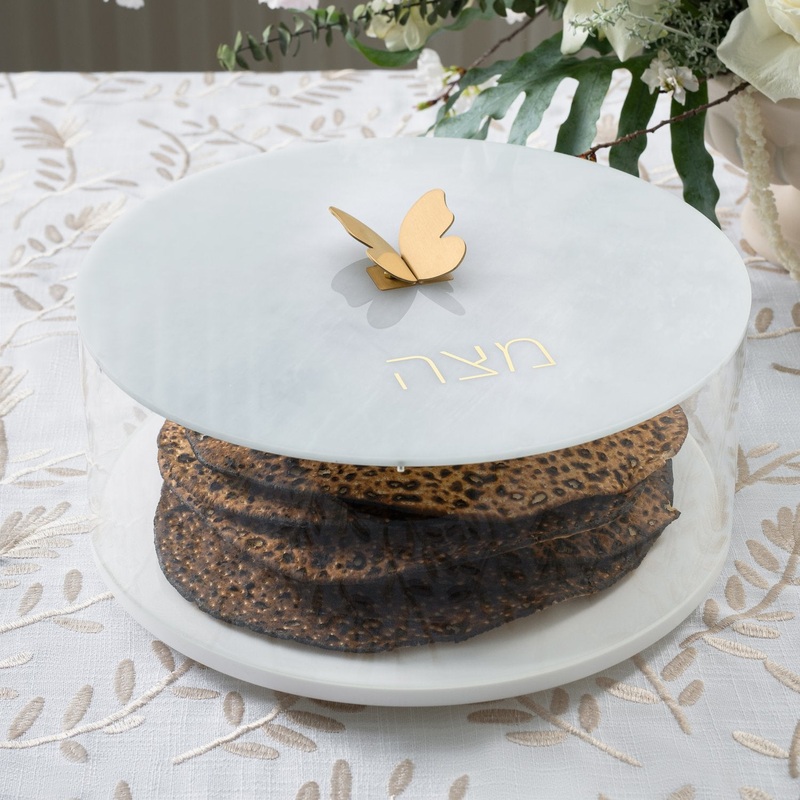 Myrtle & Rum Round Acrylic Butterfly Knob Matzah Box