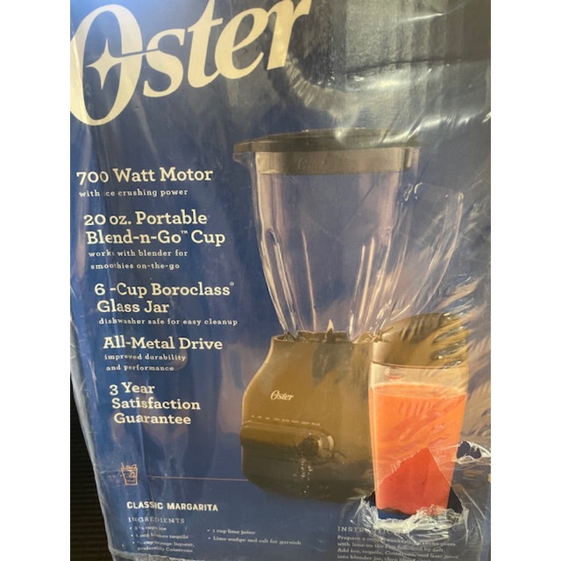 Oster 8 Speed Blender, 6 cup Glass Jar, with 20 oz Portable Blend-n-Go Cup