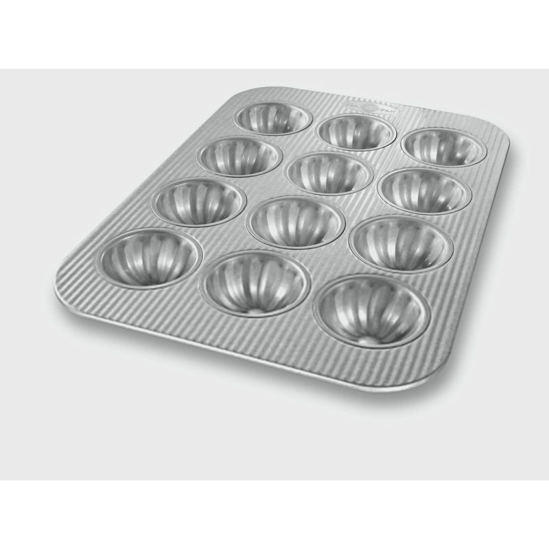 12-Cup Mini Fluted Cupcake Pan
