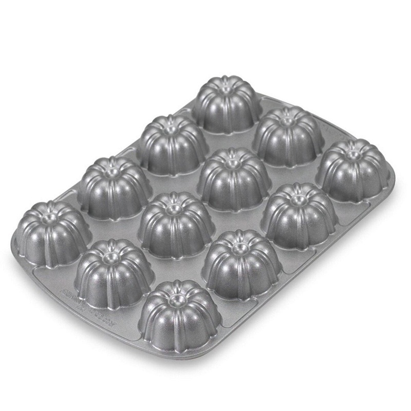 Nordic Ware Pro Cast Bundt Brownie Pan