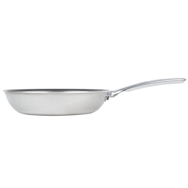 Vollrath 67608 - Wear-Ever Fry Pans with SteelCoat x3 Interior and TriVent Silicone Handle 8" - Non-Stick Finish