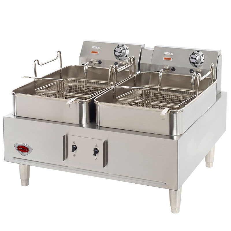 Wells F-30 Countertop Dual Pot Electric Fryer 30 lb. - 208-240v