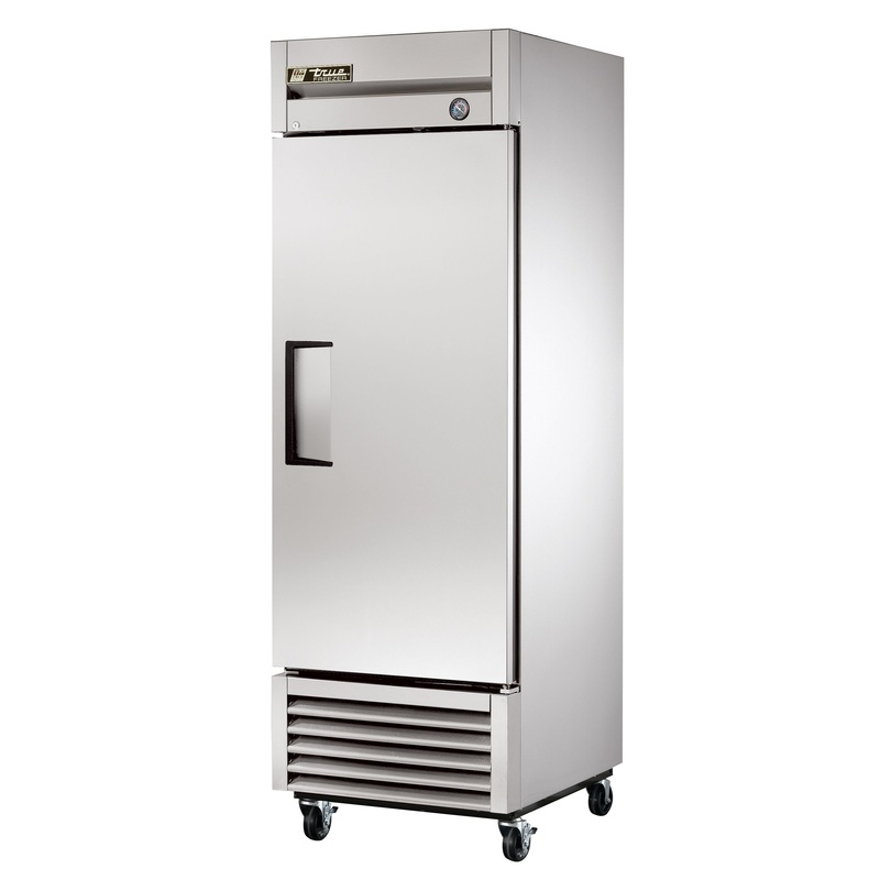 True T-23F-HC 1-Section Right Hinged 1 Solid Swing Door Reach-In Freezer 27" - 19.5 cu. ft. - 115v